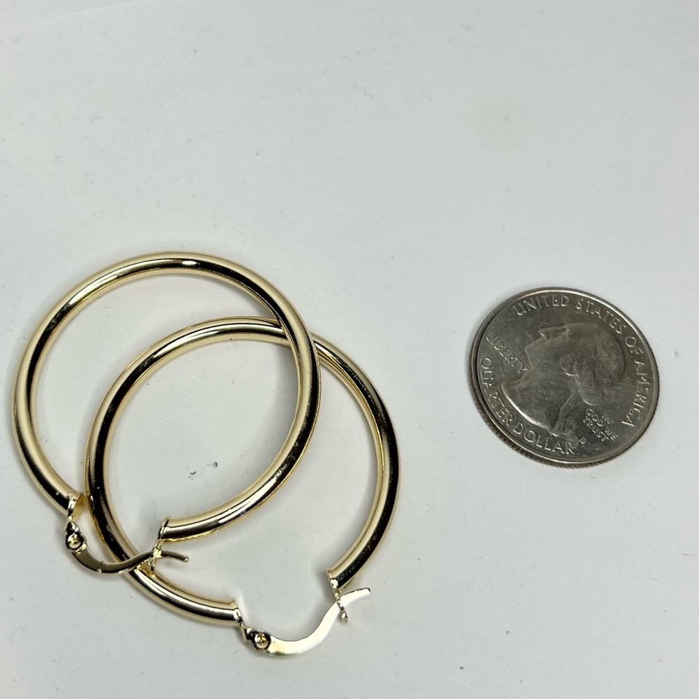 14k gold filled small hoop earrings - Picture 4 of 4